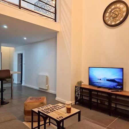 Апартаменты Grand Loft Avec Terrasse Privee Сент-Этьен Экстерьер фото