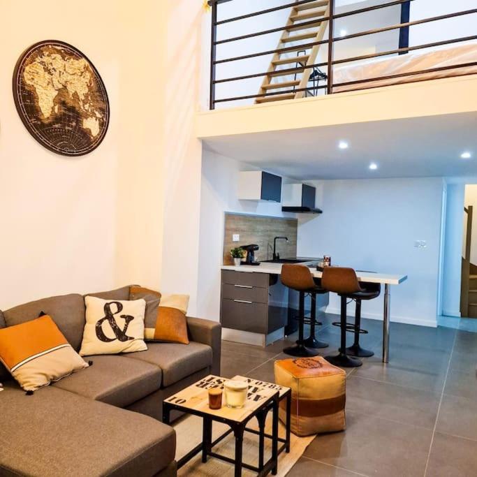 Апартаменты Grand Loft Avec Terrasse Privee Сент-Этьен Экстерьер фото